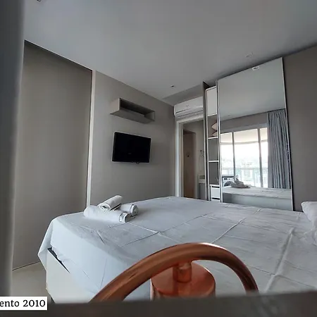 Book Santos - Estanconfor Andar Alto Com Sacada Ampla E A Melhor Vista Mar Room photo