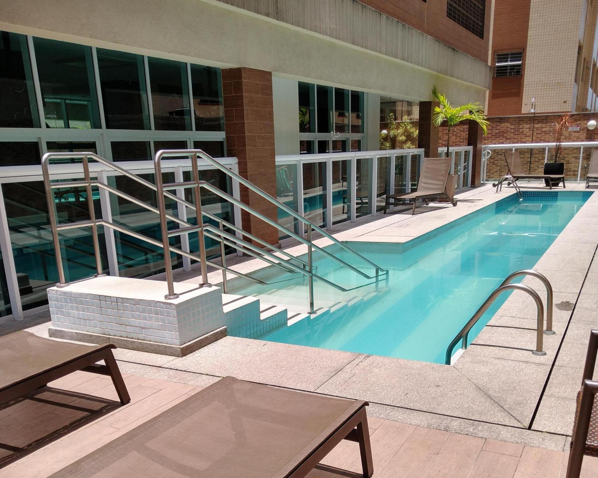 Apartment Book - Estanconfor Andar Alto Com Sacada Ampla E A Vista Mar *