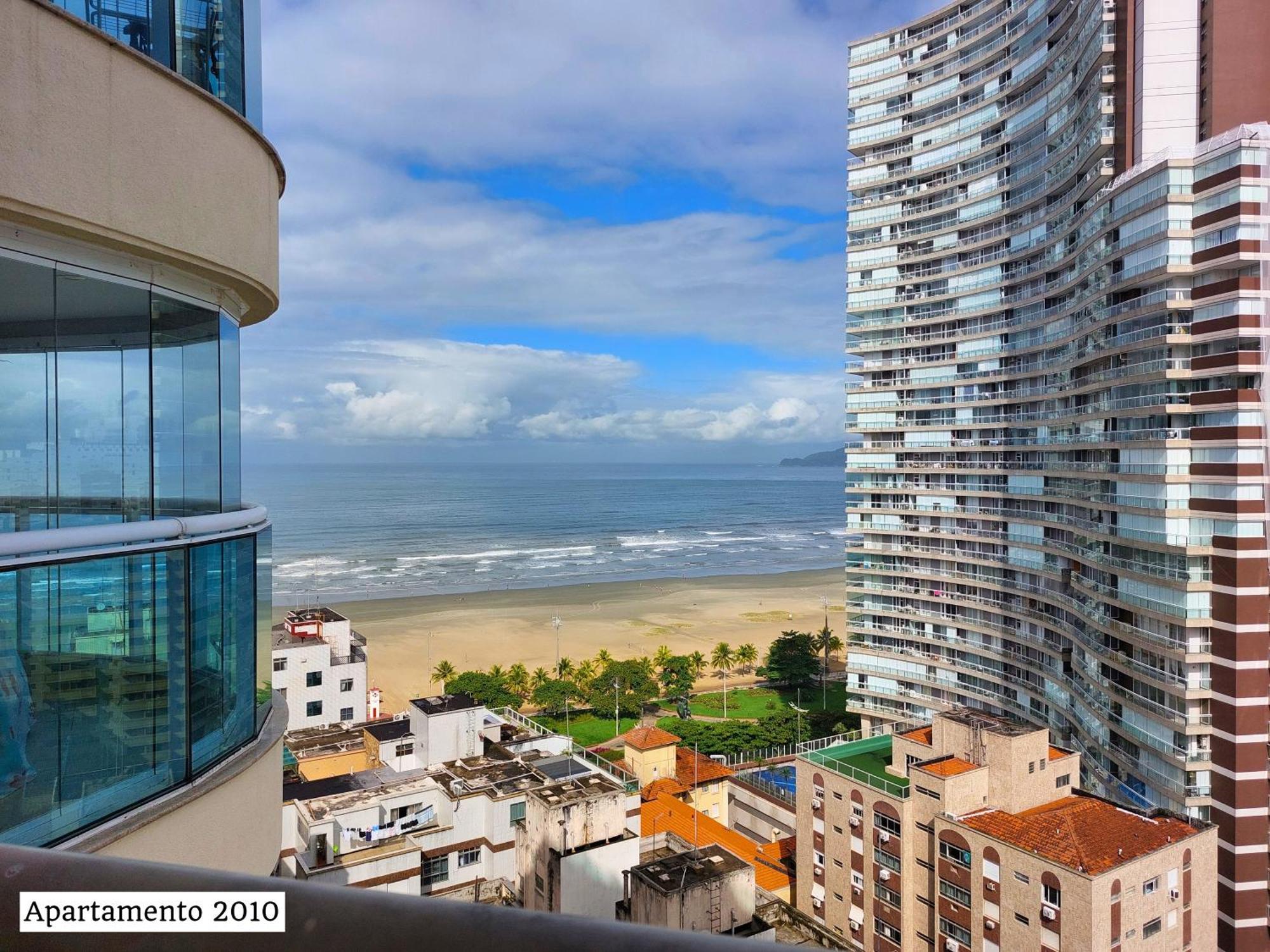 Book - Estanconfor Andar Alto Com Sacada Ampla E A Vista Mar Apartment